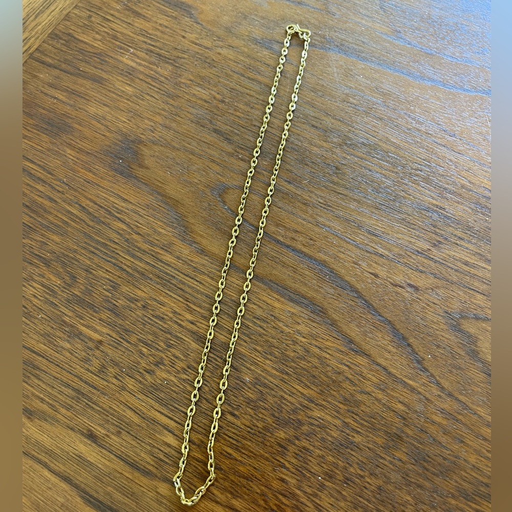 Small Chain Necklace - Picture 4 of 4